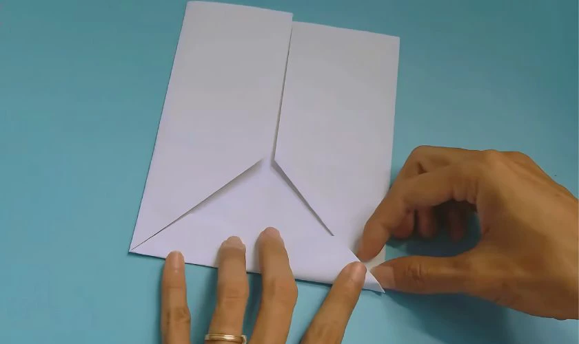 Gấp giấy thành hình thiệp