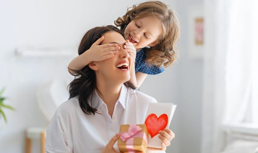Ý nghĩa thiệp chúc mừng ngày của mẹ