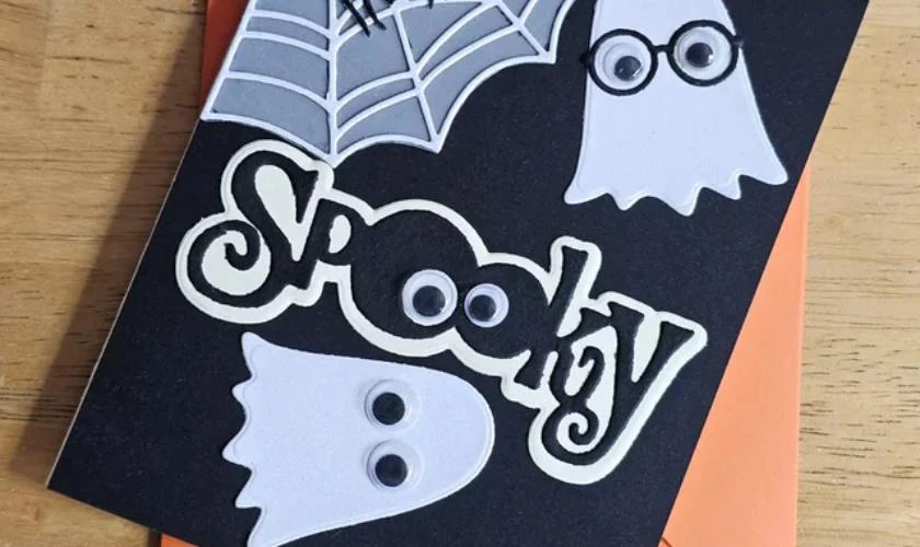 Thiệp Halloween bằng giấy đẹp, độc lạ