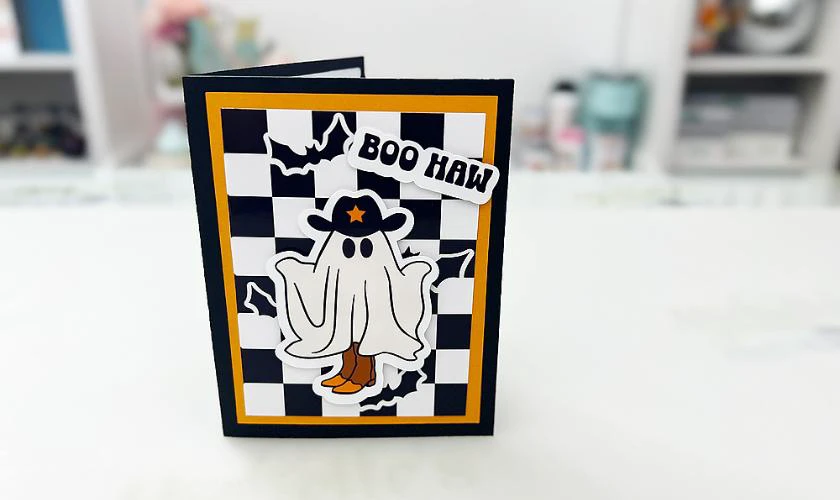 Thiệp Halloween bằng giấy