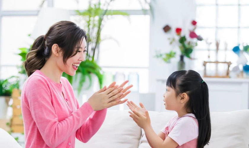 Thơ 8/3 cho mẹ ngắn gọn cho trẻ mầm non dễ đọc
