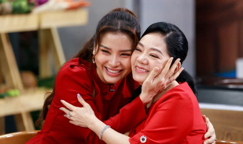 Thơ 8/3 cho mẹ chồng ngắn gọn