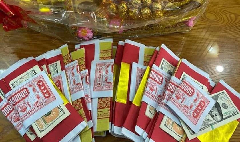 Lưu ý khi đặt tiền cúng thần Tài 2025