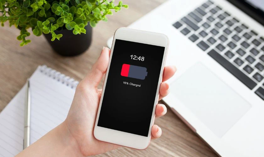 Tình trạng pin bảo trì có nguy hiểm không?