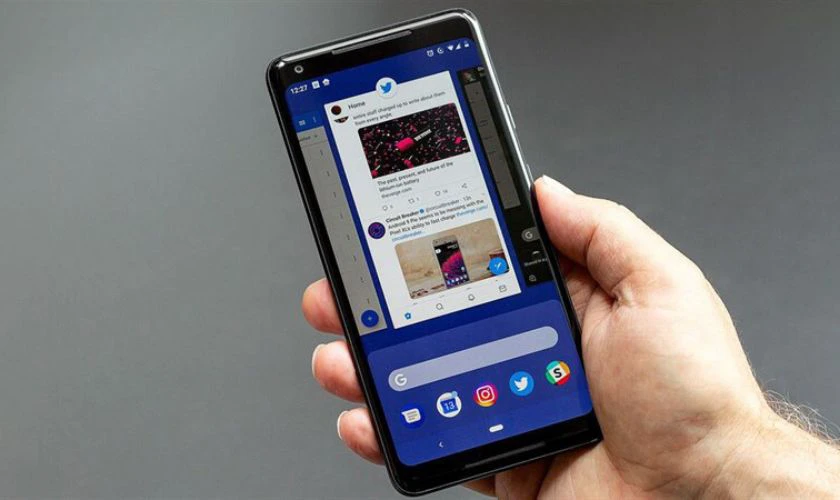 Tình trạng pin tụt nhanh Android do ứng dụng ngầm