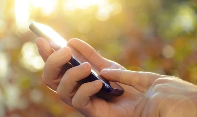 Tình trạng pin tụt nhanh Android do nhiệt độ, môi trường