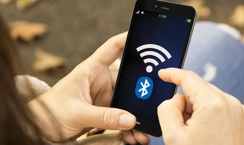 Tình trạng pin tụt nhanh Android do kết nối Wifi, Bluetooth