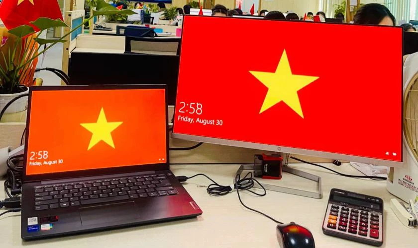 Trang trí 2/9 tại bàn làm việc, bàn học đẹp nhất 2025