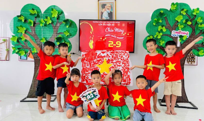 Trang trí 2/9 ở trường học, lớp học ấn tượng và tự hào nhất