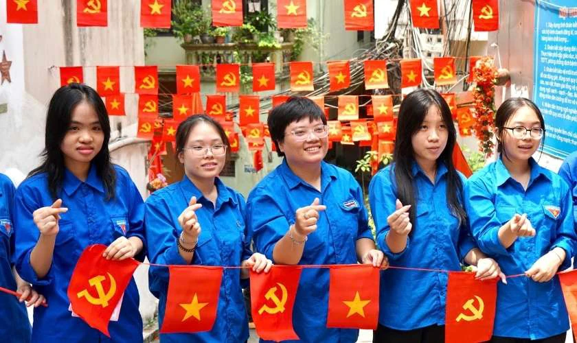 Trang trí 2/9 ở ủy ban, địa phương ấn tượng nhất 2025
