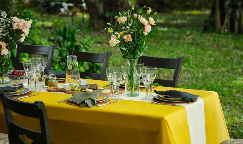 Trang trí ngày Phụ nữ Việt Nam tại nhà