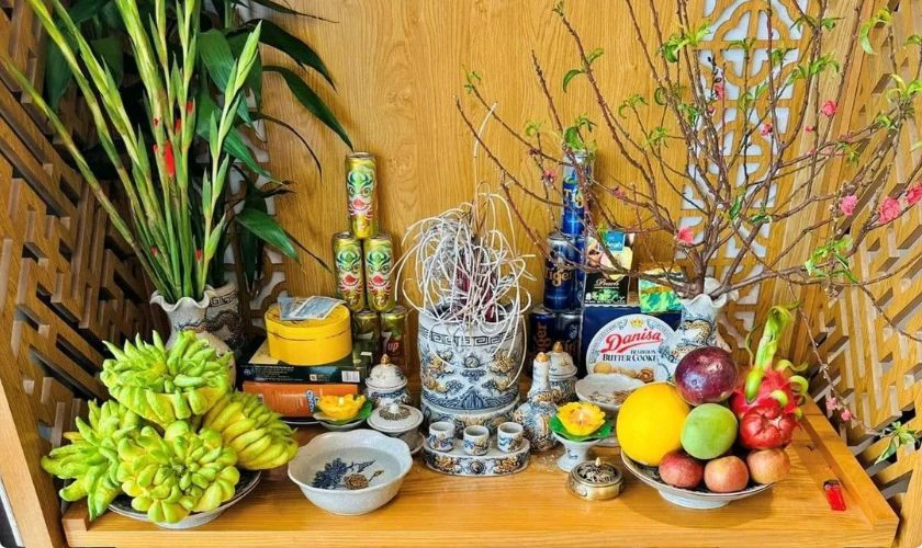 Mẫu sắp đặt bàn thờ Tết 2026 đẹp theo phong thủy