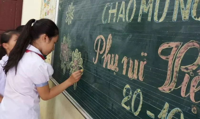 Các bước trang trí bảng 20/10 đơn giản