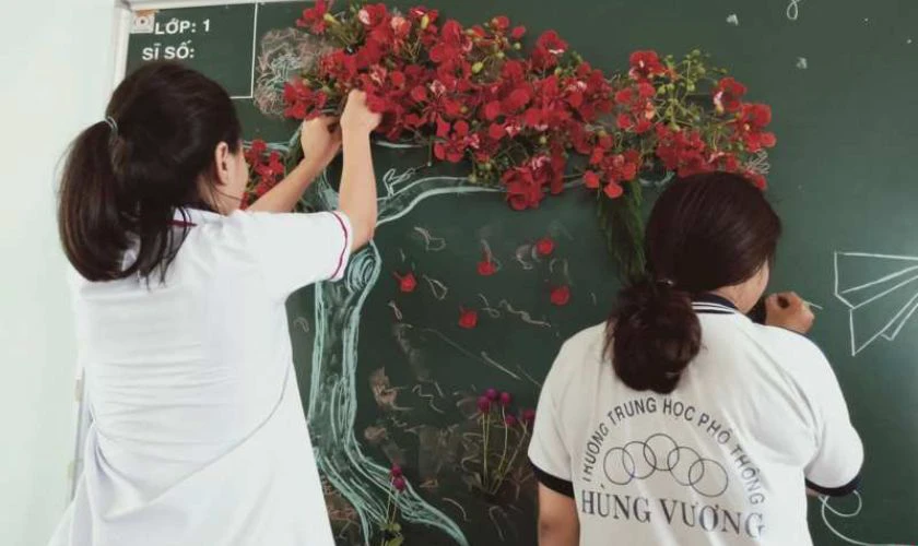 Lưu ý khi vẽ trang trí bảng 20/10