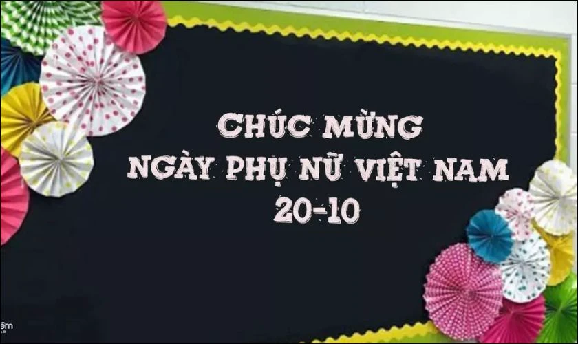 Trang trí bảng 20/10 đơn giản với giấy màu