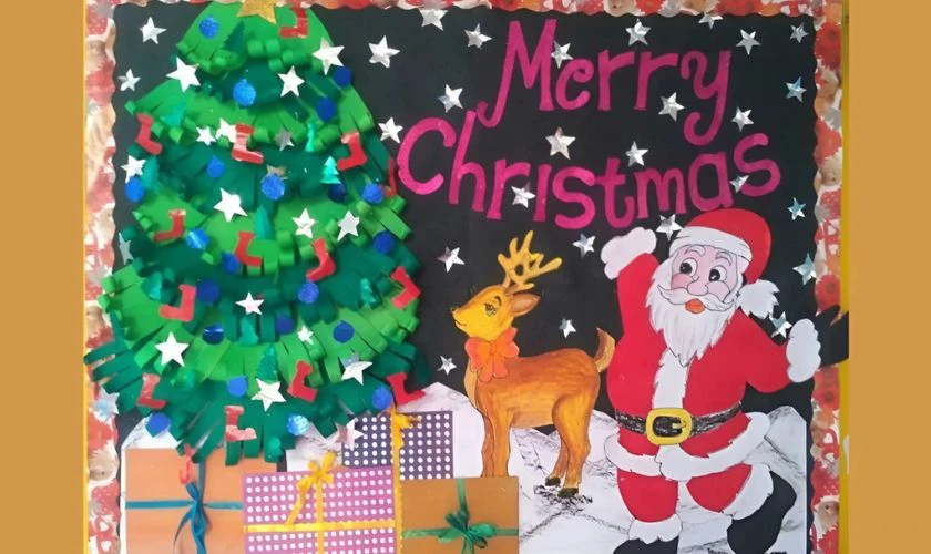 Mẫu trang trí bảng Noel có hình tuần lộc