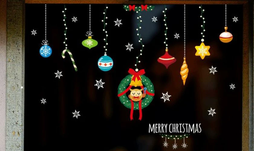 Trang trí bảng Noel với sticker độc lạ