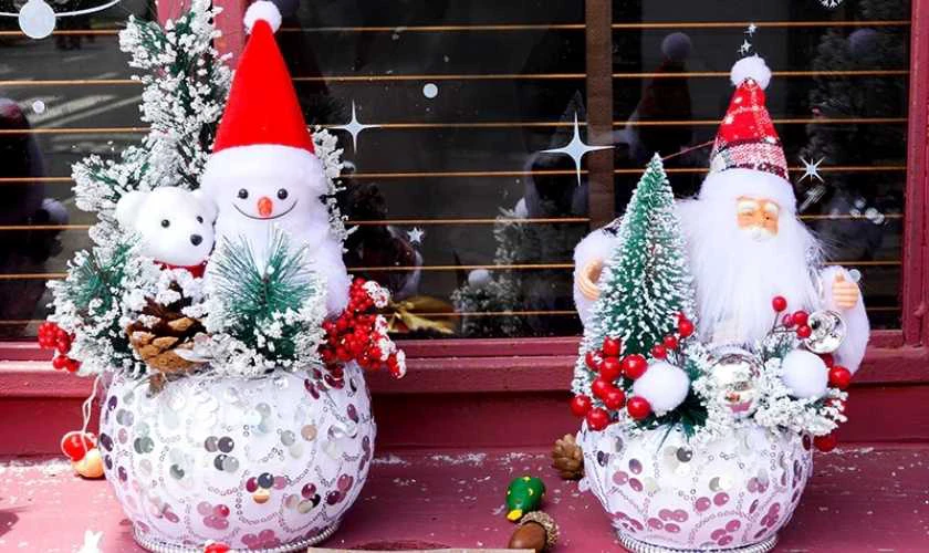 Decor Noel bằng mô hình người tuyết đẹp