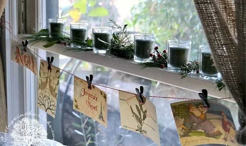 Dây treo kết hợp thư tay trang trí cửa sổ Noel