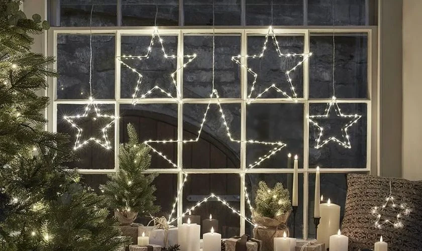 Ý tưởng tạo hình đèn LED trang trí cửa sổ Noel