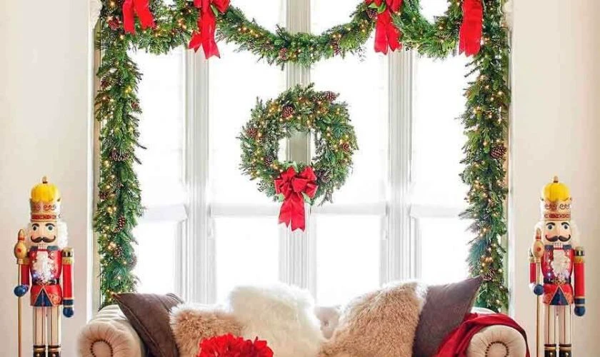 Làm mới khung cửa sổ với hình ảnh nơ đỏ may mắn