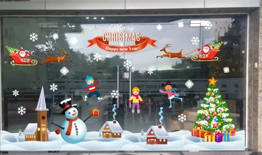 Tận dụng decal trang trí Giáng Sinh tiết kiệm thời gian và chi phí