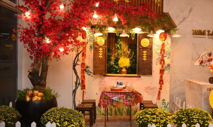 Trang trí gian hàng Tết bằng đèn LED