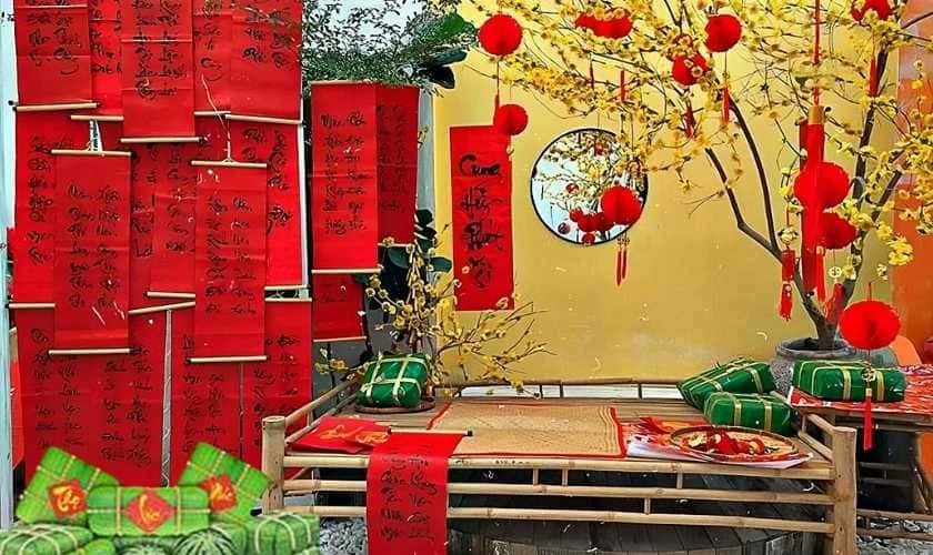 Trang trí gian hàng mùa Xuân bằng câu đối đầy ấn tượng