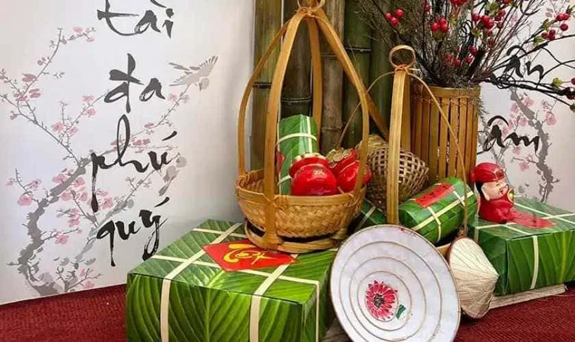 Trang trí ngày tết với bánh tét