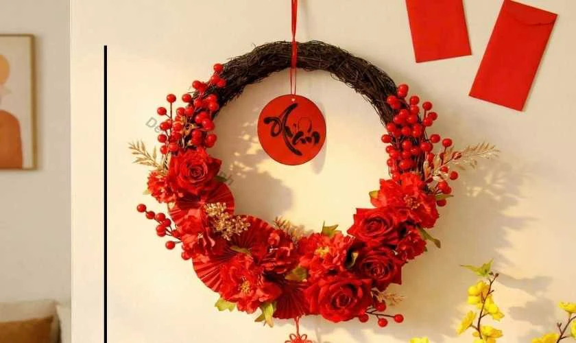 Trang trí Tết bằng vòng hoa mới