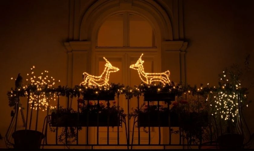 Trang trí Noel cho ban công