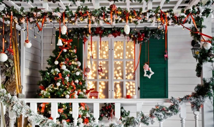 Trang trí Giáng sinh cho cửa sổ, cửa kính