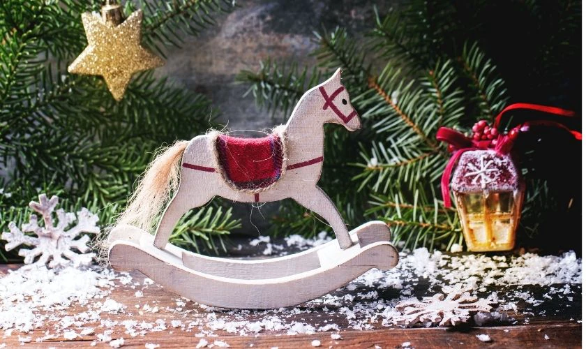 Trang trí Noel bằng hiệu ứng tuyết giả