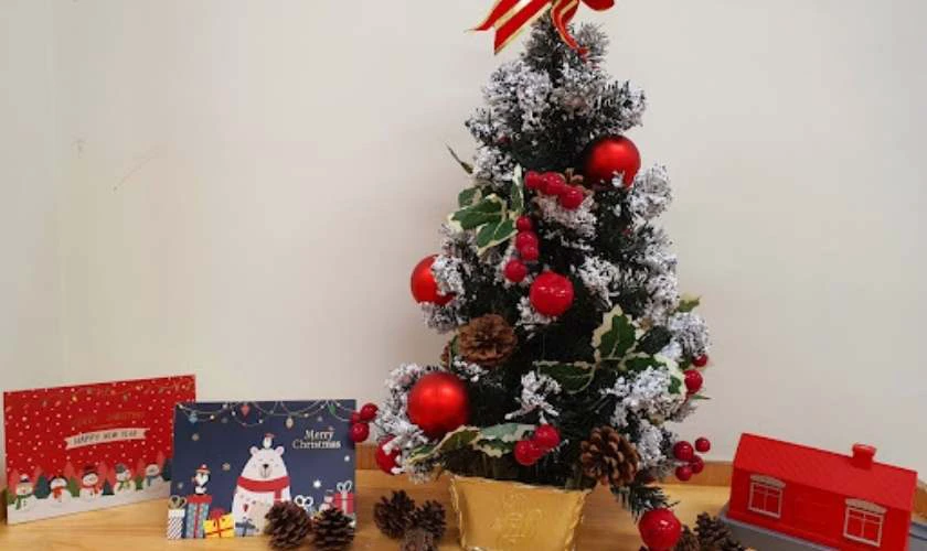 Ý tưởng trang trí Giáng sinh mầm non cho bé bắt mắt