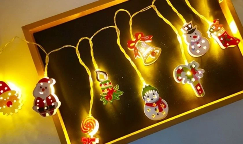 Dây LED treo trang trí Giáng Sinh đẹp, dễ thực hiện
