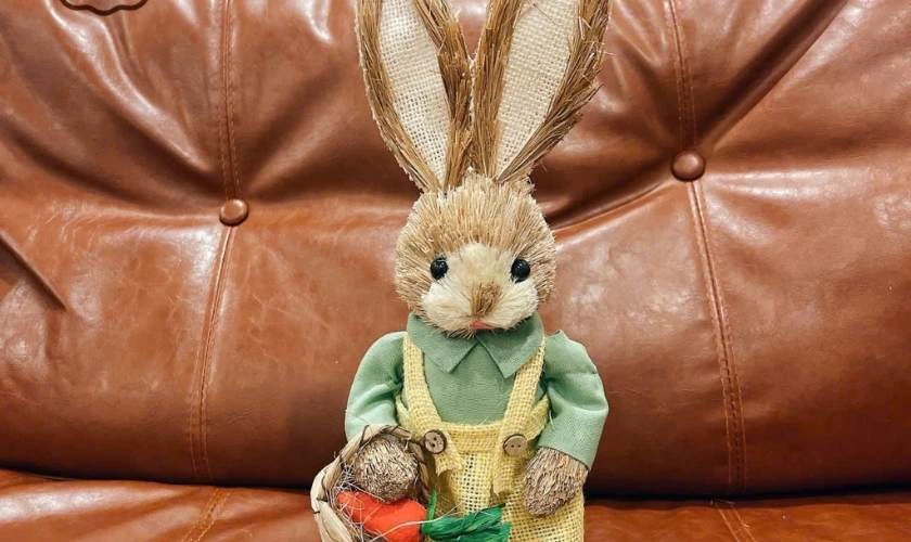 Trang trí Lễ Phục Sinh 2026 với thỏ bông