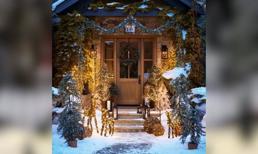 Trang trí Giáng sinh ngoài trời với hiệu ứng tuyết giả