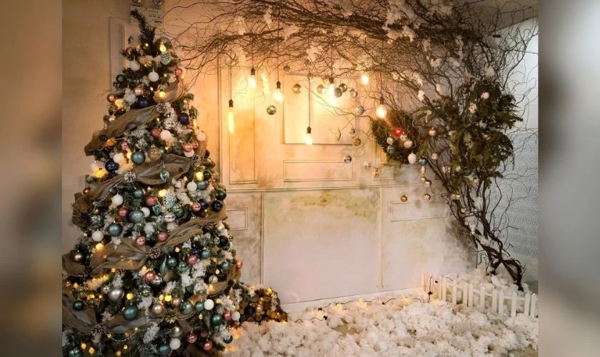 Trang trí Noel ngoài trời bằng hiệu ứng tuyết giả