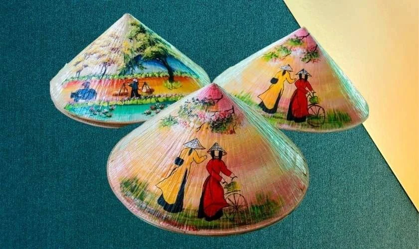 Trang trí nón lá Tết chủ đề quê hương
