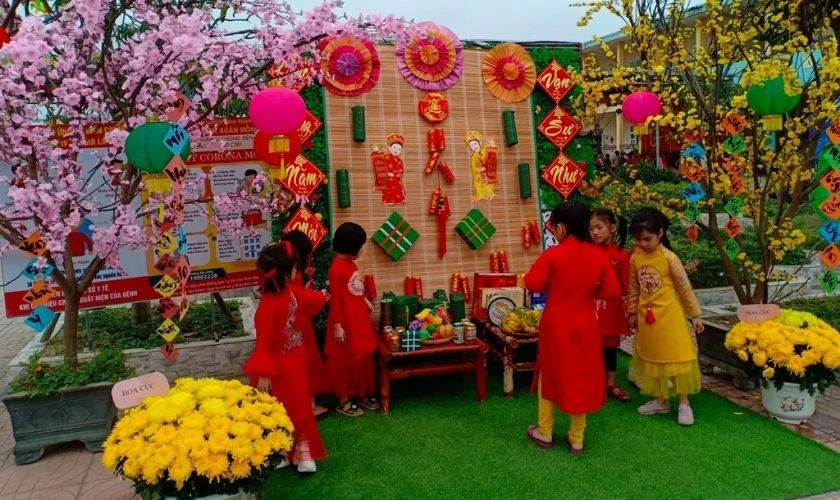 Phong cách trang trí sân khấu Tết mầm non