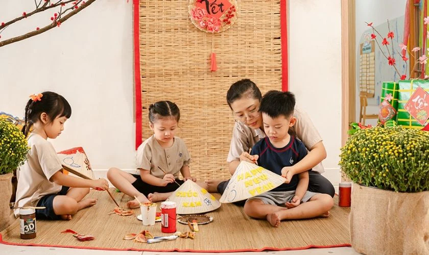 Trang trí phông Tết mầm non cho bé chụp hình