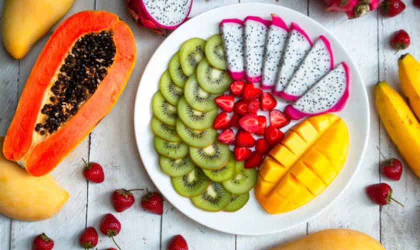 Trang trí trái cây 8/3 với những phụ kiện đơn giản