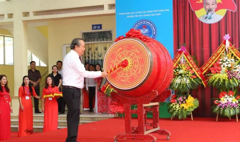 Trang trí trống đẹp nhất