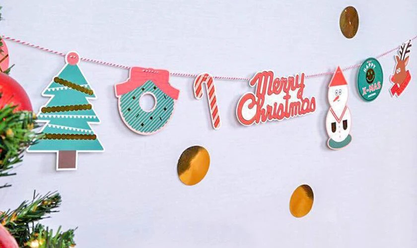 Lưu ý khi trang trí tường Giáng sinh