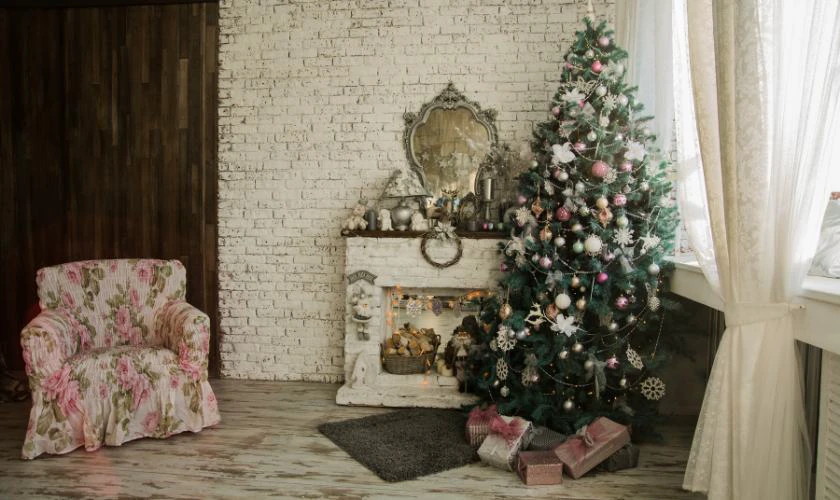 Trang trí tường Giáng sinh tại nhà rực rỡ