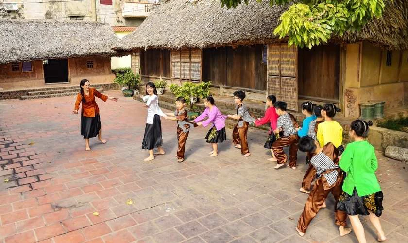 Rồng Rắn Lên Mây