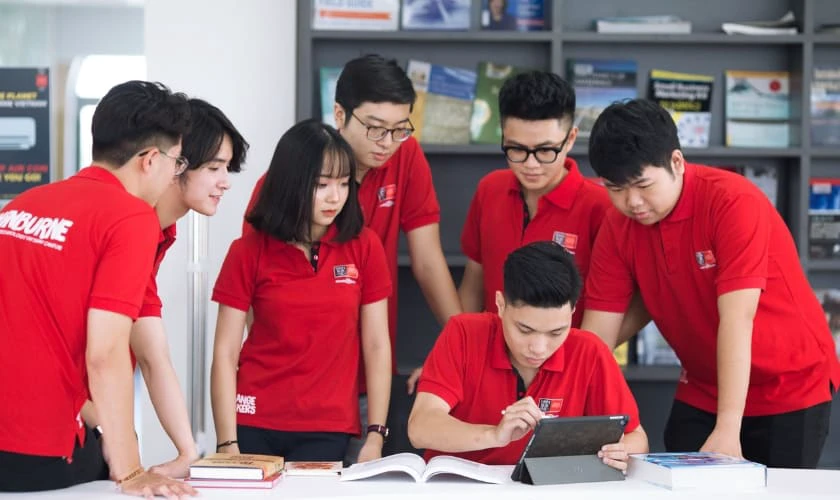 Các yếu tố ảnh hưởng đến trường Swinburne (Việt Nam) học phí 2025