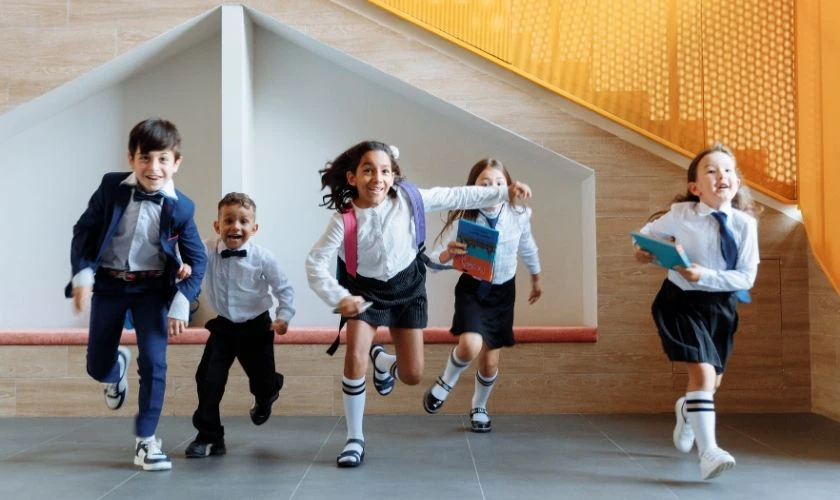 Ngày tựu trường là ngày gì ở châu Âu