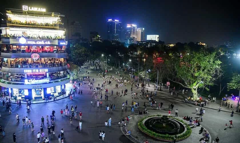 Phố đi bộ Hà Nội