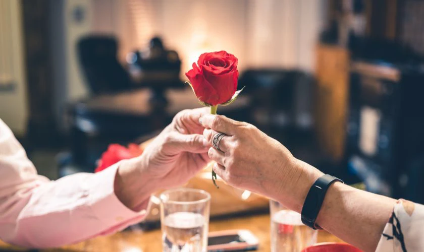 Ngày Valentine Đỏ 14/2 nên làm gì ý nghĩa cho cặp đôi?